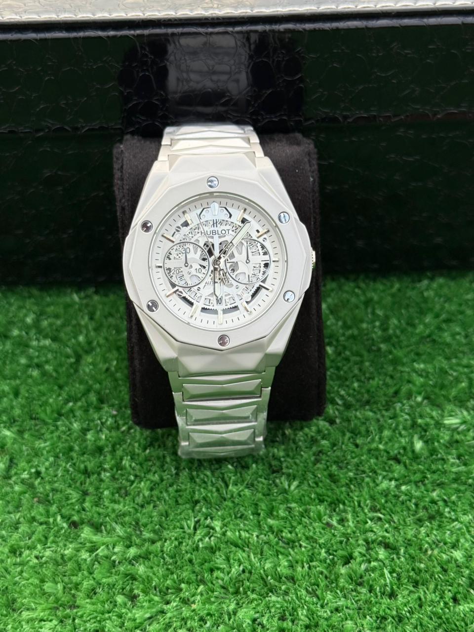 HB - Luxury Skeleton White Dial Diamond Cut Datejust Watch for Men – Metal Strap