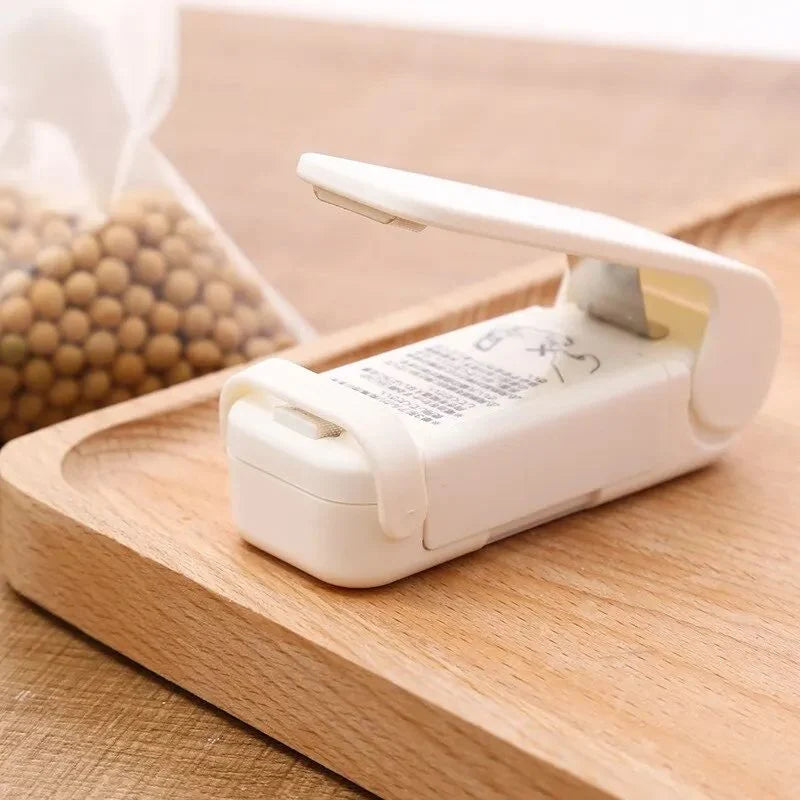 Portable Hand-Press Heat Sealing Machine for Snacks